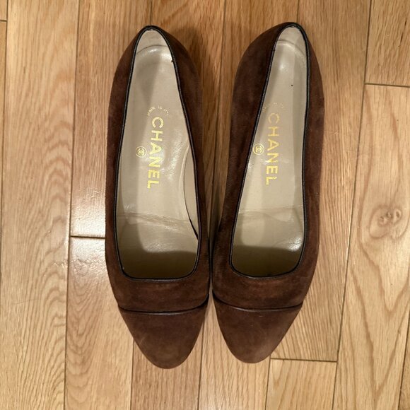 Chanel - Vintage Camoscio Brown Suede Leather Flats - Picture 1 of 5